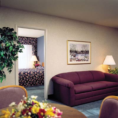 Lenox Suites - 