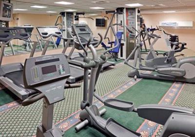 Holiday Inn Ronkonkoma - 