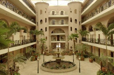 The Embassy Suites Historic Charleston - Atrium
