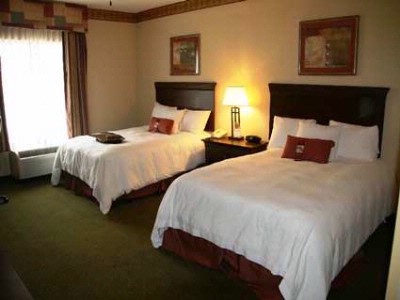 Hampton Inn - Double Queen Room