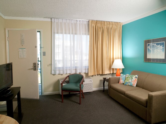 Cayman Suites Hotel - Living Area