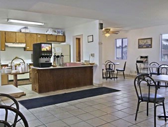 Howard Johnson Express Inn - Breakfast Room