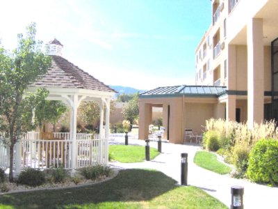 Courtyard by Marriott - Gazebo