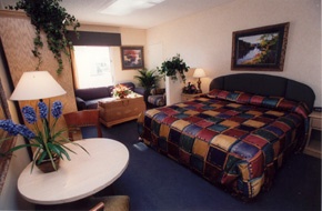 Royal Vacation Suites - 
