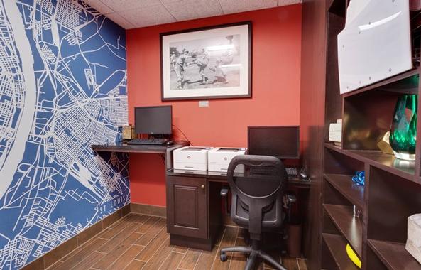 Drury Plaza Hotel St. Louis at the Arch - We Have Suites Available With 2 Queen Beds Or 1 King Bed