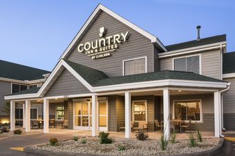 Country Inn - Hotel Entry