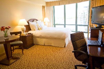 Executive Corner Suite
