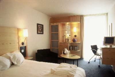 City Inn Westminster - Standard Bedroom