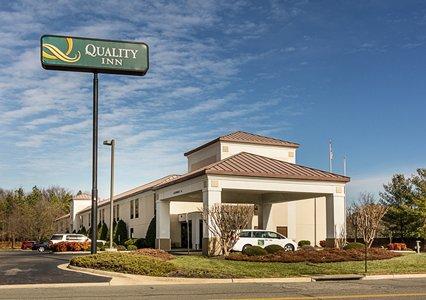 Comfort Inn Richmond Airport - Hotel Exterior