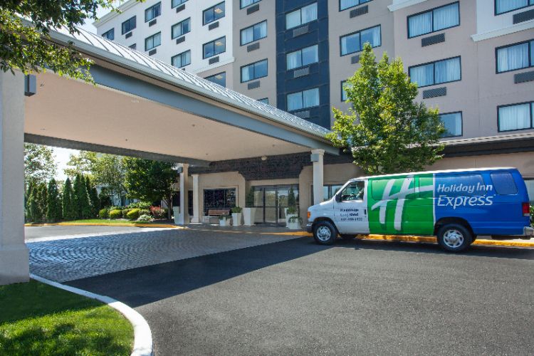 Holiday Inn Express Hauppauge - 