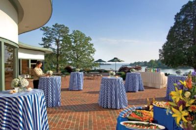 The Tides Inn - The Terrace Overlooking Marina