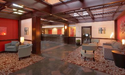 Wyndham Richmond Airport Hotel - Lobby