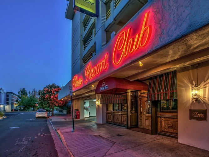 Plaza on the River - 