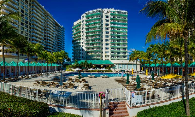 Sea View Bal Harbour Hotel - Bar