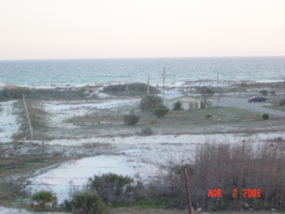 Emerald Coast Inn & Suites - View Of Beach From Hotel