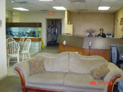 Emerald Coast Inn & Suites - Lobby