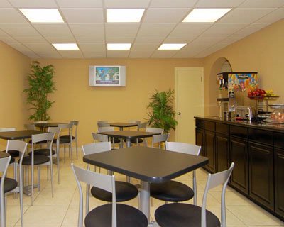 Image of Econo Lodge