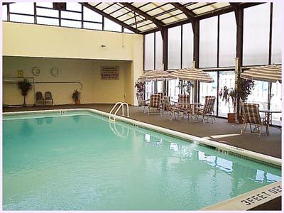 Ramada at Rochelle Park - 