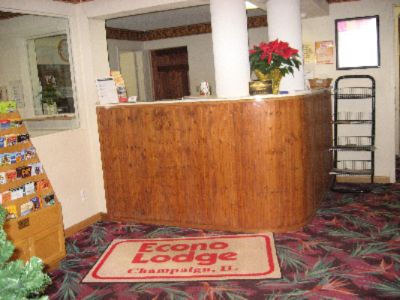 Image of Econo Lodge Inn & Suites