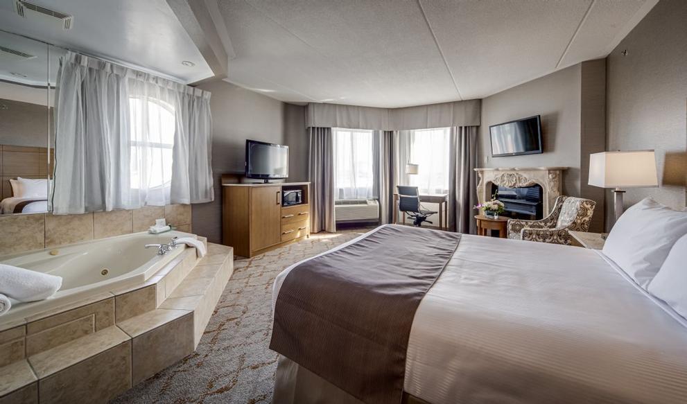 Monte Carlo Inn Vaughan Suites - Premium Suite