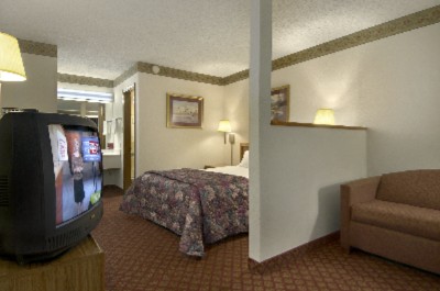 Queen Suites