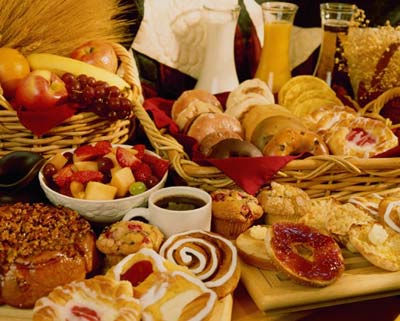 Deluxe Complimentary Continental Breakfa