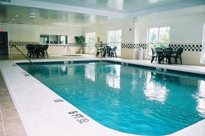 Country Inn & Suites - 
