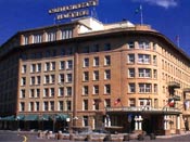 The Historic Crockett Hotel - 