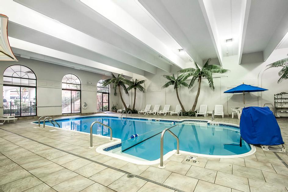 Branson Clarion Hotel & Conference Center - Jacuzzi suite