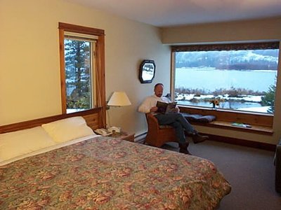 Lakefront Rooms