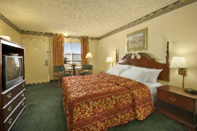 Days Inn Buena Park - 