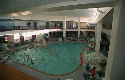 The Plaza Hotel & Suites - 