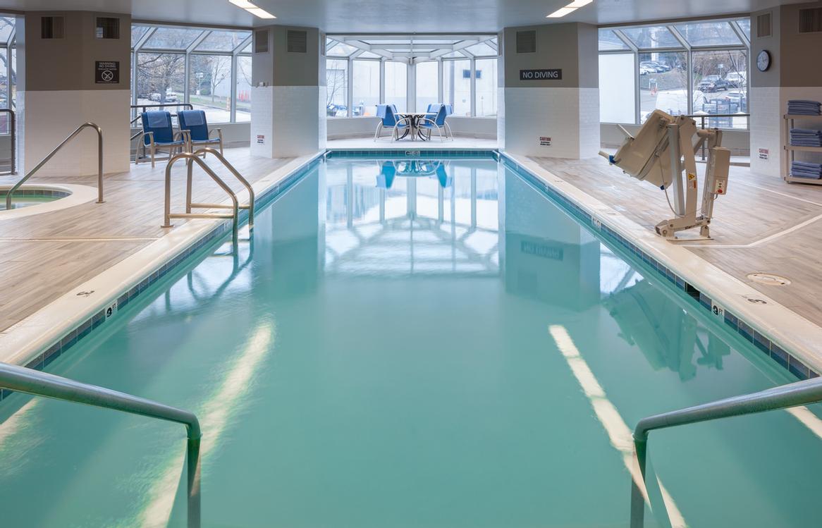 Residence Inn Seattle Downtown Lake Union - Indoor Pool And Spa
