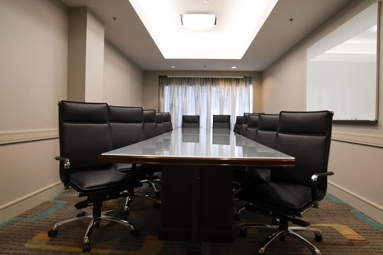 Residence Inn Seattle Downtown Lake Union - Lake Union Boardroom