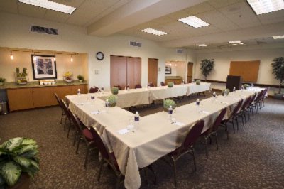 Courtyard by Marriott - Meeting Room