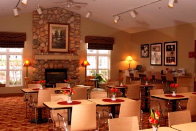 Towneplace Suites Seattle North Mukilteo - Breakfast Sitting Area