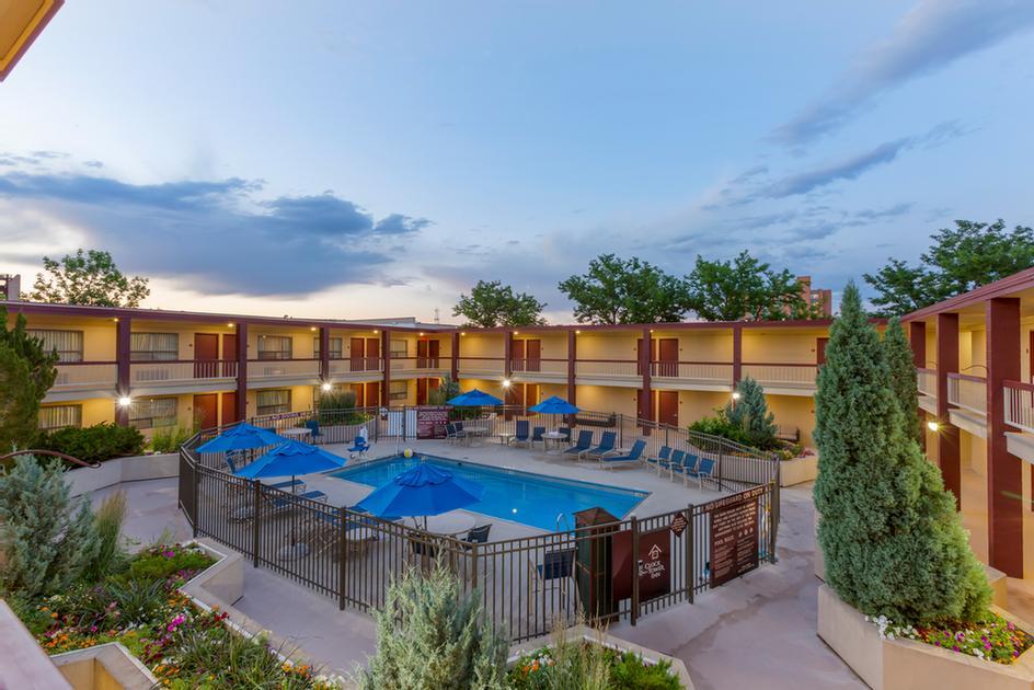 Best Western Clocktower Inn - 