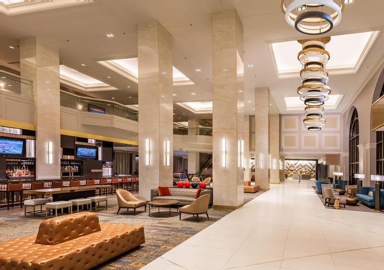 Hilton Minneapolis - Minneapolis Ballroom Foyer