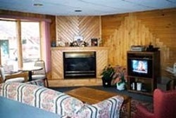 Northern Pine Inn - 