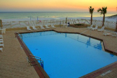 Four Points by Sheraton Destin Ft. Walton Beach - Beachfront Pool