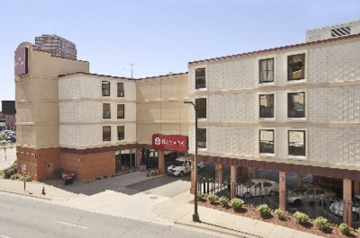 Ramada Inn - 
