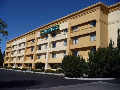 La Quinta Organ Mountain - Back