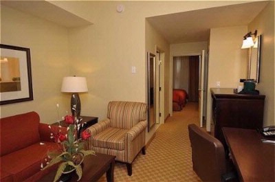 Country Inn & Suites - 