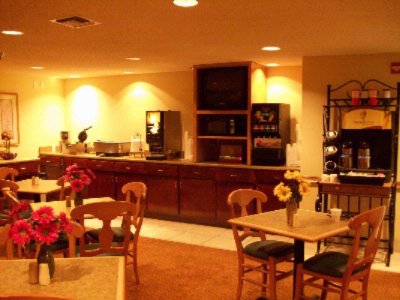 Country Inn & Suites - 