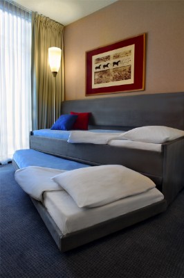 Novotel Toronto North York - Trundle In Family Novation Guestroom