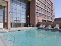 Howard Johnson Inn - 