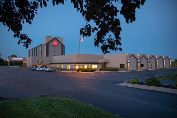 Clarion Hotel & Convention Center - Front Of Hotel