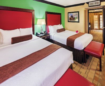 Crowne Plaza Suites Houston / Sugar Land - 