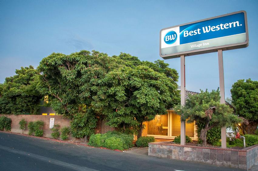 Best Western Village Inn - 