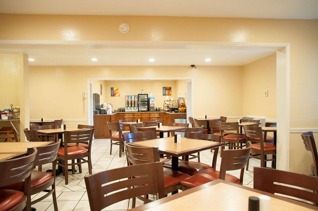Best Western Village Inn - 